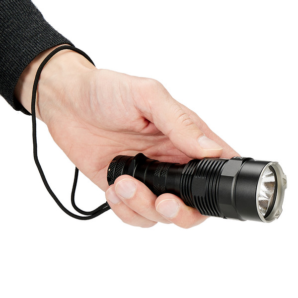 Nitecore TM9K PRO - Taschenlampe Ansicht 10