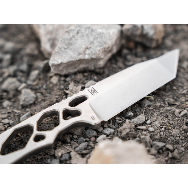 Böker Plus SUPERLIGHT TANTO - Feststehendes Messer Ansicht 13