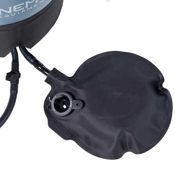 Nemo HELIO LX (FORTRESS/BLACK) - Outdoor Dusche Ansicht 4