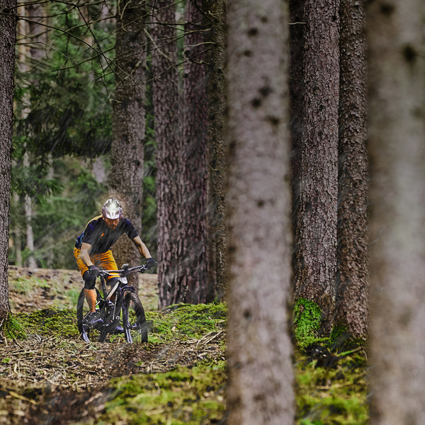 Garmin VARIA UT800 TRAIL EDITION MIT HELMHALTERUNG Ansicht 6