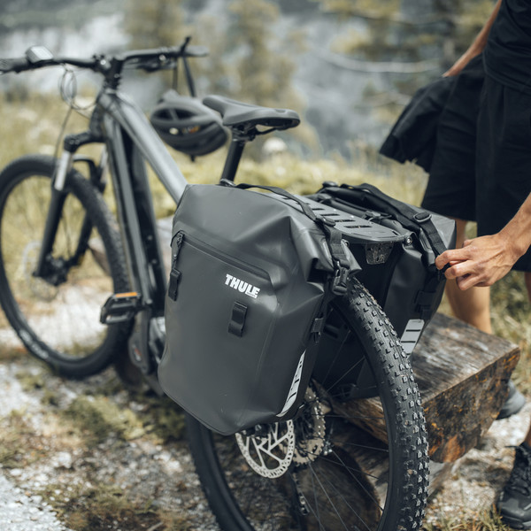 Thule SHIELD PANNIER 22L - BLACK - Fahrradtasche Ansicht 20