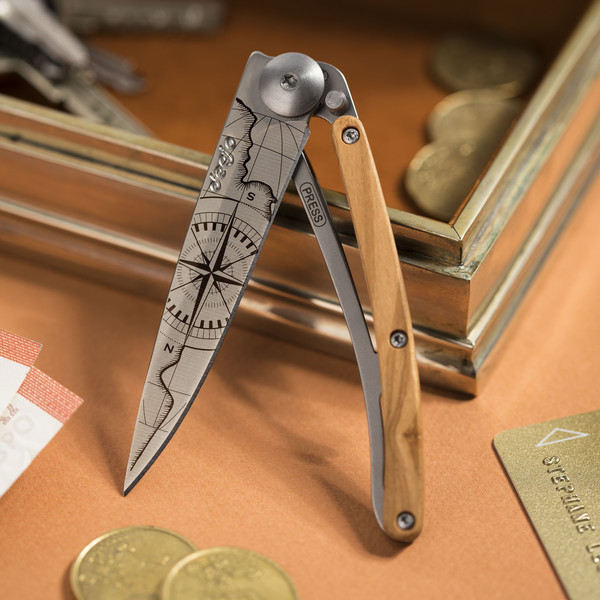 Deejo DEEJO 27G, OLIVENHOLZ / TERRA INCOGNITA - Klappmesser Ansicht 4